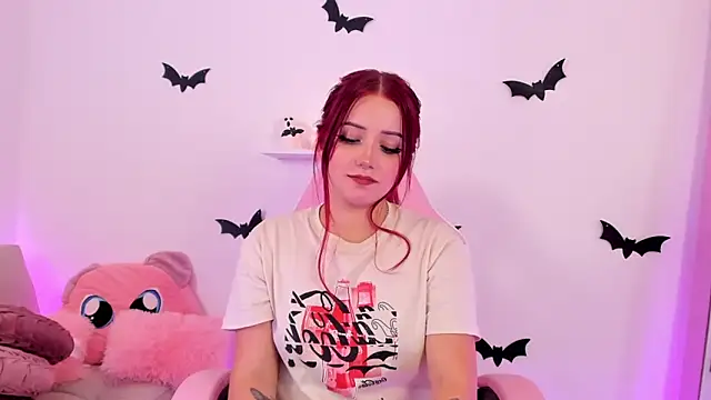 misspaulinaa online show from 20, 10, 2025