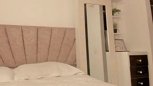 SavannahWildee online show from 11, 2, 2026