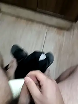 Snapshot of novinho_rosado chatting on 9, 11, 2025 novinho rosado online show from 9, 11, 2025