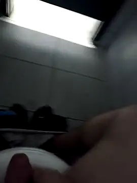 Snapshot of novinho_rosado chatting on 17, 10, 2025 novinho rosado online show from 17, 10, 2025