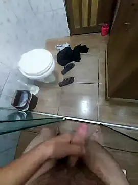 Snapshot of novinho_rosado chatting on 6, 1, 2025 novinho rosado online show from 6, 1, 2025