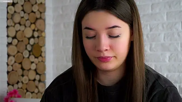 LowOncoming online show from 13, 2, 2026