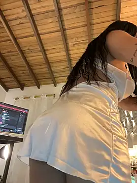  MadiLee  online show from 2, 12, 2024