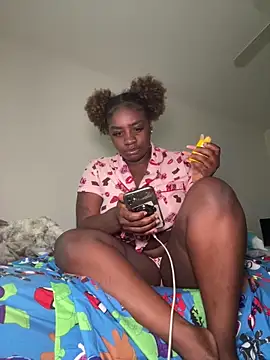 LillShayy online show from 24, 4, 2026