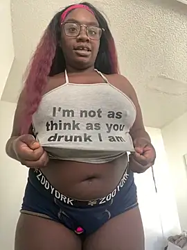 Snapshot of LillShayy chatting on 11, 10, 2025 LillShayy online show from 11, 10, 2025