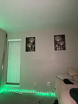 LillShayy online show from 22, 7, 2026