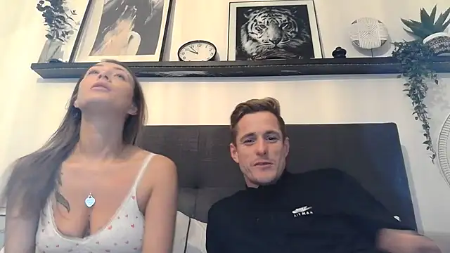 Pollypearson online show from 24, 1, 2025