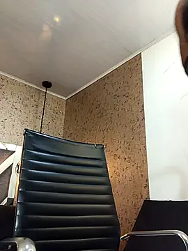 Michelle Brito1 online show from 15, 10, 2025