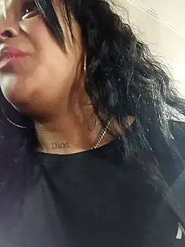 Michelle Brito1 online show from 4, 3, 2025