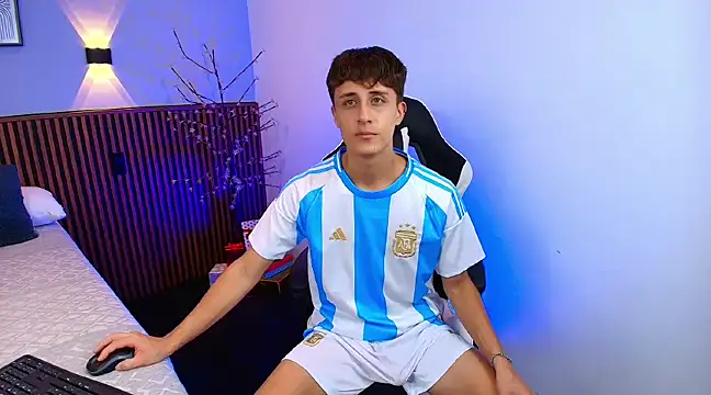 JoseloEvans online show from 1, 1, 2025