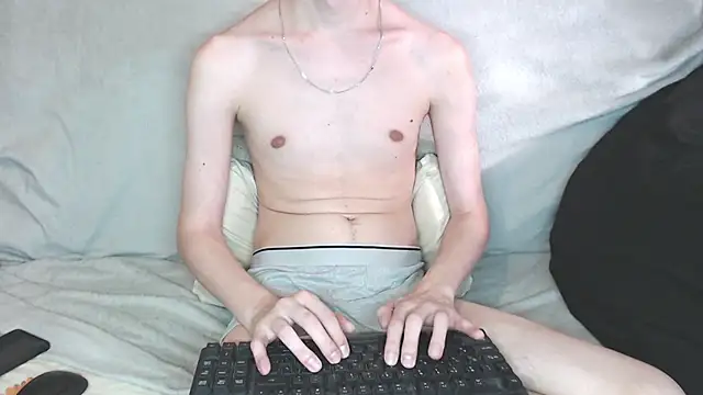 Snapshot of qustci-couple chatting on 9, 10, 2025 qustci-couple online show from 9, 10, 2025