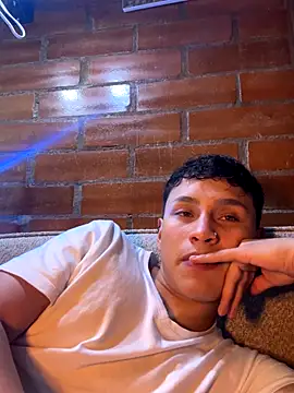 Snapshot of pipeynick chatting on 17, 10, 2025 pipeynick online show from 17, 10, 2025