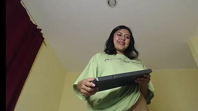  maiahairy  online show from 17, 3, 2025