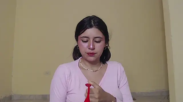  maiahairy  online show from 19, 2, 2025