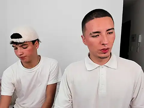 sweet boys xx online show from 13, 11, 2025