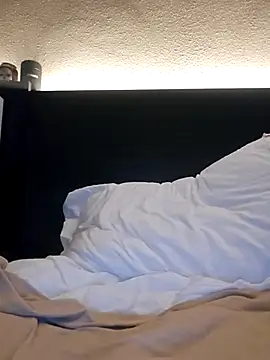 StupidCliff7 online show from 9, 10, 2025