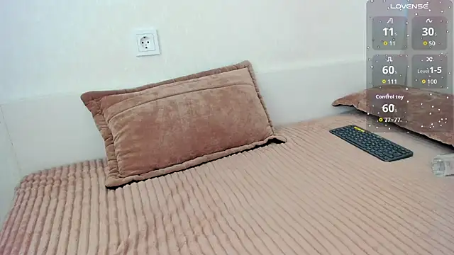 Snapshot of IVerySexy chatting on 8, 10, 2025 IVerySexy online show from 8, 10, 2025