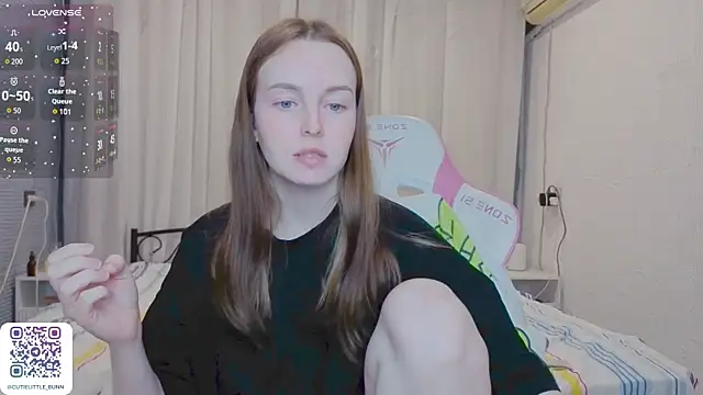 Snapshot of Wild__flowers chatting on 15, 5, 2026 Wild flowers online show from 15, 5, 2026