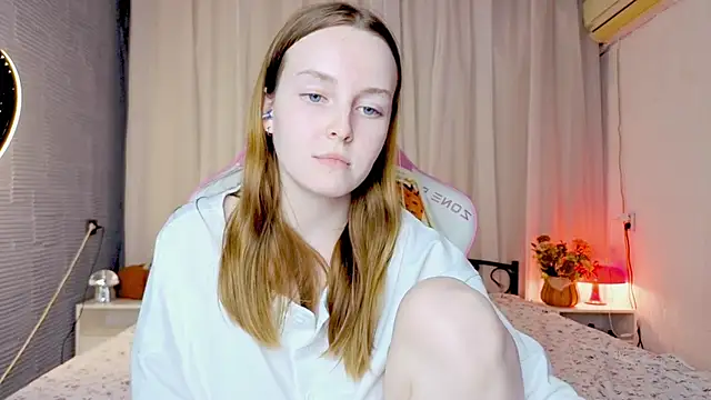 Snapshot of Wild__flowers chatting on 31, 10, 2025 Wild flowers online show from 31, 10, 2025