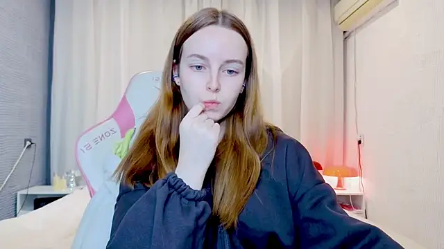 Snapshot of Wild__flowers chatting on 30, 11, 2025 Wild flowers online show from 30, 11, 2025