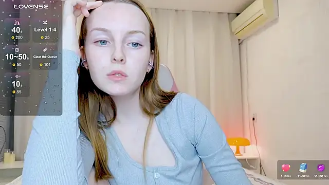 Snapshot of Wild__flowers chatting on 12, 10, 2025 Wild flowers online show from 12, 10, 2025