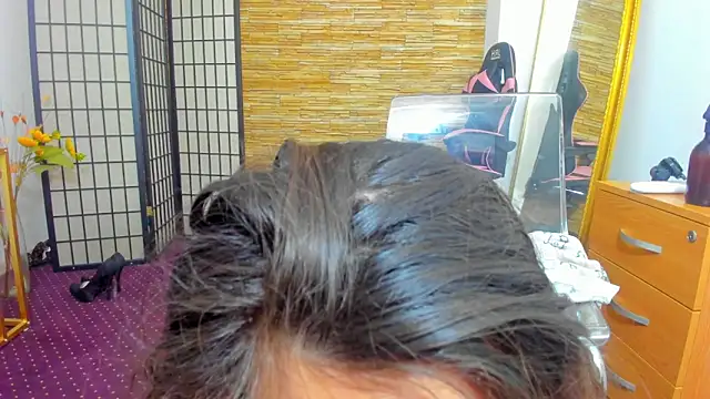 AishaRouhi online show from 28, 2, 2026