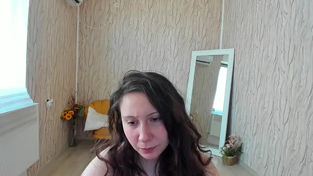 AishaRouhi online show from 14, 2, 2025