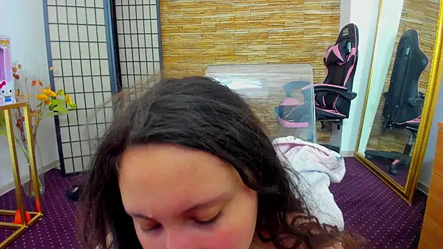 AishaRouhi online show from 22, 12, 2025