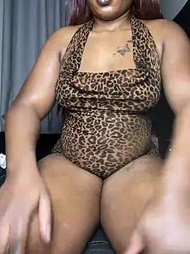 Hugemassivebootie online show from 26, 6, 2026