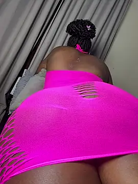 Hugemassivebootie online show from 19, 7, 2026