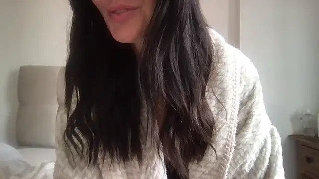 paolajonez online show from 6, 1, 2026