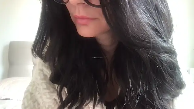 paolajonez online show from 20, 11, 2025