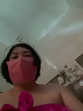 Hachi Sweetbabie  online show from 22, 9, 2025