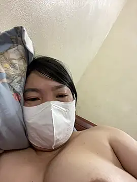 Snapshot of Hachi_Sweetbabie_ chatting on 17, 6, 2026 Hachi Sweetbabie online show from 17, 6, 2026