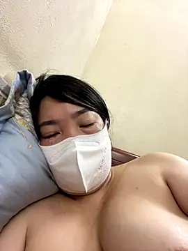 Hachi Sweetbabie  online show from 16, 11, 2025