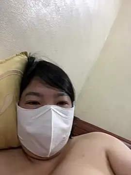 Hachi Sweetbabie  online show from 8, 4, 2026