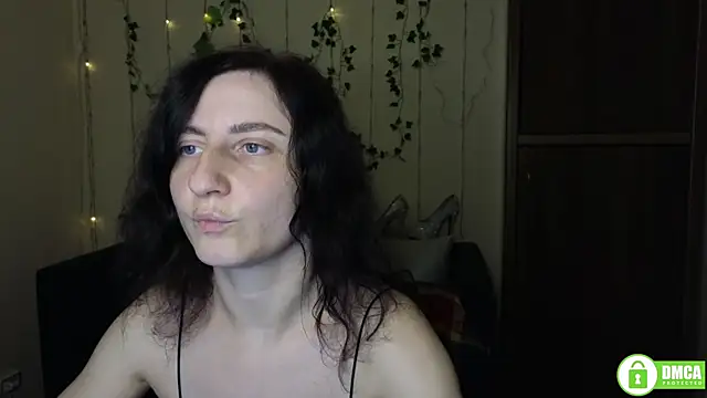 Muse kitty jenia online show from 11, 10, 2025