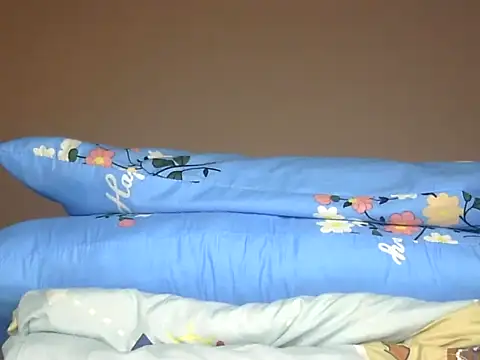 Ebony sluty1 online show from 28, 10, 2025