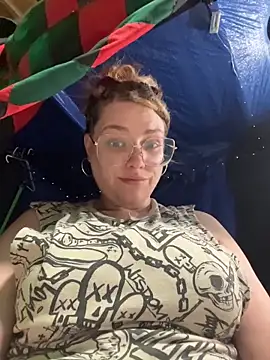 Snapshot of Lalalynn chatting on 22, 6, 2026 Lalalynn online show from 22, 6, 2026