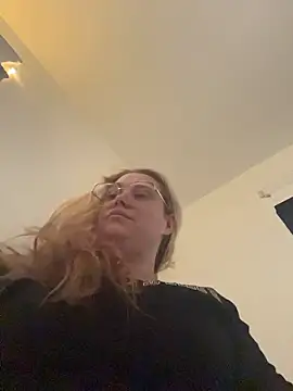 Lalalynn online show from 27, 4, 2026