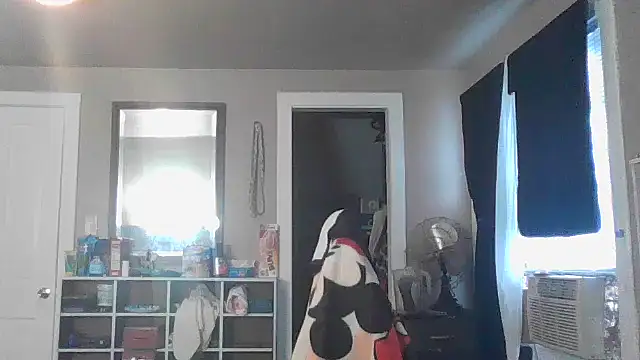 Snapshot of Lalalynn chatting on 10, 6, 2026 Lalalynn online show from 10, 6, 2026