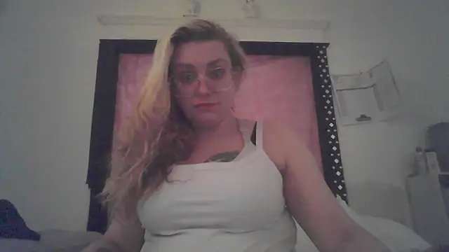 Snapshot of Lalalynn chatting on 29, 4, 2026 Lalalynn online show from 29, 4, 2026