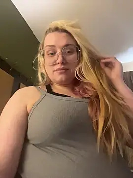 Lalalynn online show from 14, 4, 2026