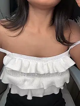LeisyXO online show from 17, 1, 2025