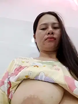 Baby-ladyass20 online show from 2, 4, 2026