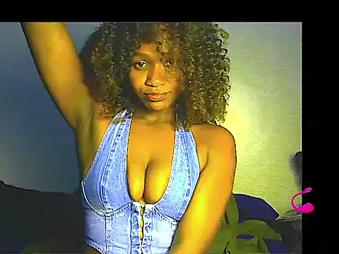 Snapshot of lilylovexx chatting on 16, 5, 2026 lilylovexx online show from 16, 5, 2026