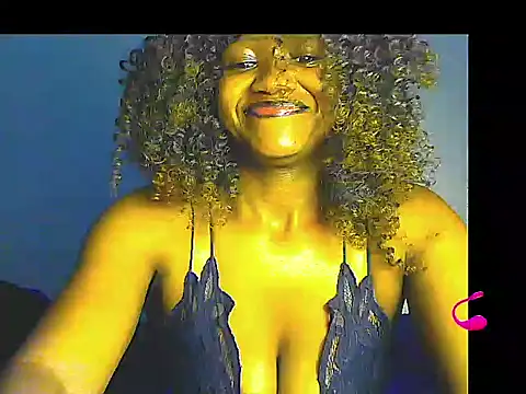 Snapshot of lilylovexx chatting on 12, 5, 2026 lilylovexx online show from 12, 5, 2026