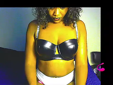 Snapshot of lilylovexx chatting on 23, 5, 2026 lilylovexx online show from 23, 5, 2026