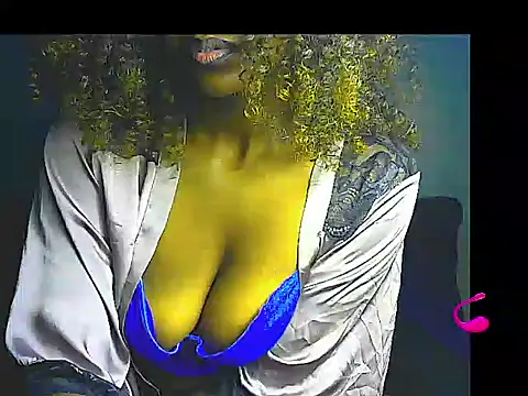 Snapshot of lilylovexx chatting on 15, 6, 2026 lilylovexx online show from 15, 6, 2026