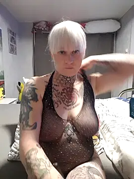 poussichienne online show from 24, 9, 2025